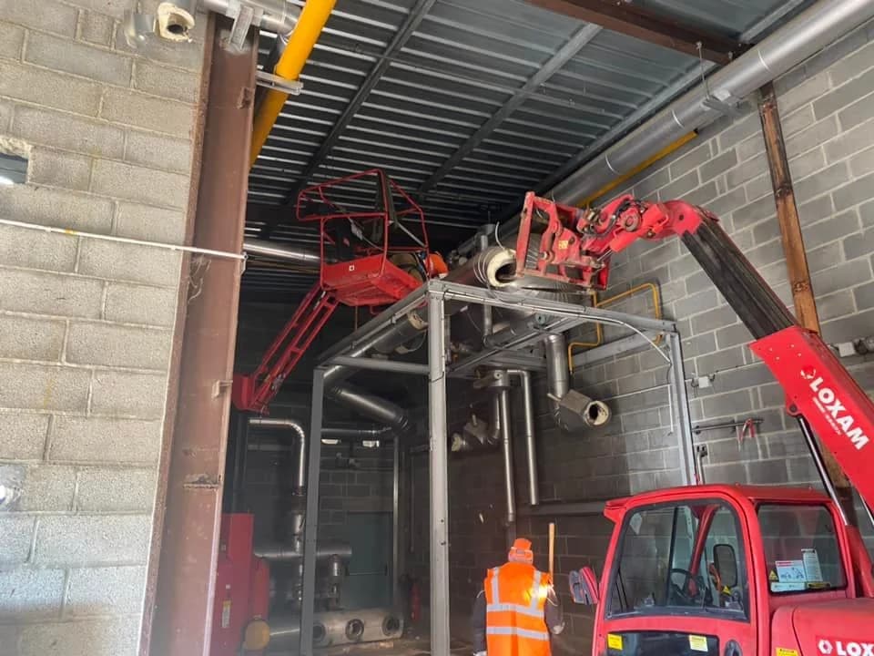 Démontage en bâtiment tertiaire